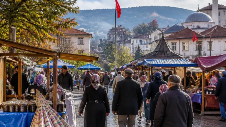 Tosya’da Pazar: Parçalı Bulutlu, Gün Boyu Serinlik ve Yerel Yağış İhtimali