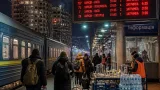 Через обстріли з Харкова затримуються вісім міжрегіональних та міжнародних поїздів