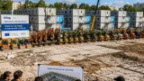 Ірпінь показав шведським партнерам результати «зеленого» демонтажу та модульних містечок