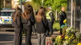 На Монастириській Алеї Героїв поліція встановила трьох дівчат, що танцювали під російську музику