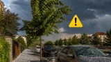 На Рівненщині оголосили жовтий рівень: грози, град і пориви вітру до 20 м/с очікують 17 серпня