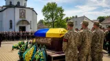 На Тернопільщині попрощалися з військовослужбовцем Миколою Григусом після підтвердження ДНК