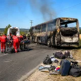 Атака РФ на автобус поблизу Нікополя: п’ятеро загиблих, сім поранених