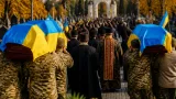 Прикарпаття попрощалося з двома загиблими на війні й поховало ветерана
