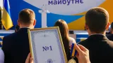 Сергій Жадан отримав статус першого амбасадора Луганськщини та Почесну відзнаку