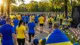 У Кривому Розі понад 300 учасників долучилися до забігу «Шаную Воїнів, біжу за Героїв України»