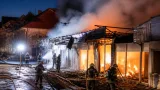 Уночі в Херсоні дрони спричинили кілька масштабних пожеж у торговельних точках та житловому секторі