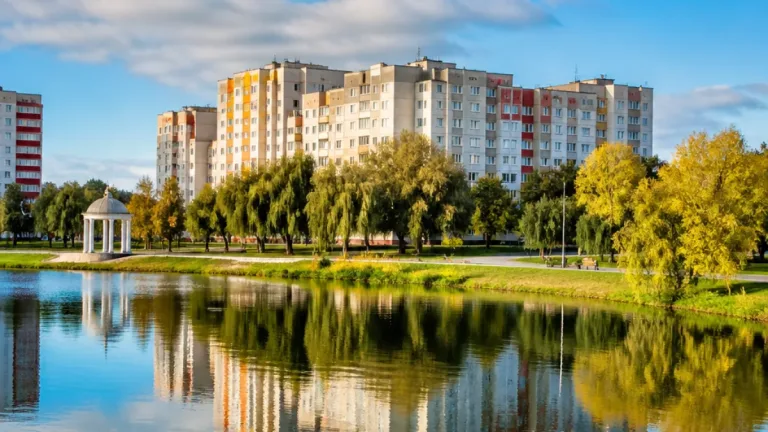 На Рівненщині ротвейлери напали на дітей: одного госпіталізували з тяжкими травмами, власнику повідомили підозру