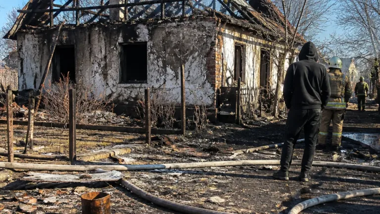 На Сумщині дрони РФ влучили в житловий будинок: загинули мати і 9‑річний син