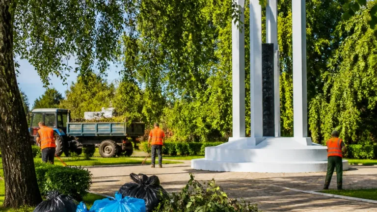 У Дубні впорядкували Парк Афганців і оновили пам’ятний знак