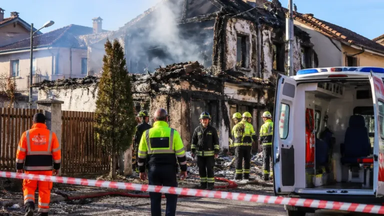 Удар по житловому сектору на Одещині: два будинки зруйновано, є поранені