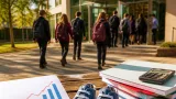 Warwick study links smaller‑than‑expected full‑term babies to lower teen school attainment