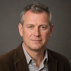 Jonathan Peel