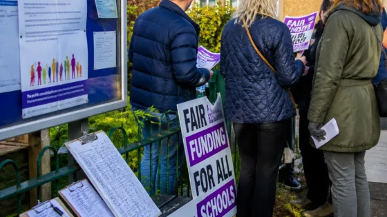 Runcorn unions threaten strikes and legal action over proposed primary school shake-up