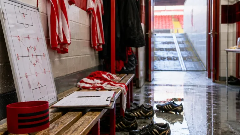 Derry midfielder O’Reilly backs Mark Connolly as interim boss ahead of UCD cup tie