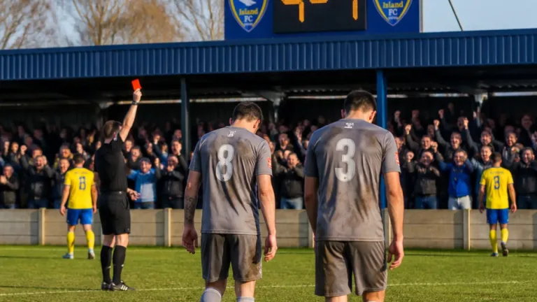 Grays beaten 4-1 at Canvey as two players are sent off in FA Trophy exit