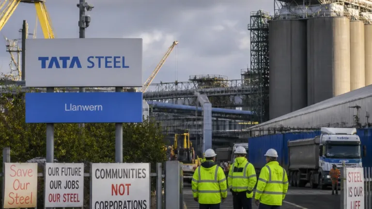 Newport leaders pledge continued support for Llanwern steel amid pressure on orders