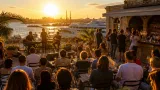 A Napoli l'alba in musica: spunti e riflessioni per l'estate culturale di Brindisi