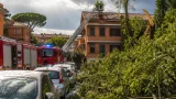 A Roma il caldo estremo lascia spazio a temporali: grandine e disagi nel nord della città