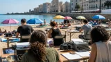 A Trani la spiaggia diventa officina di scrittura: appuntamento con 'Lettere dalla Spiaggia'