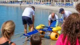 Al Poetto arriva la JOBette: sedia galleggiante per rendere la spiaggia più accessibile