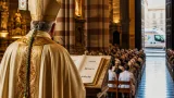 Arezzo, il vescovo invita la città a «prendersi cura»: focus su lavoro e salute