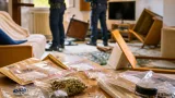 Ascoli Piceno, due arresti per droga: sequestri e aggressione durante i controlli
