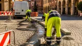 Assessora Morra: interventi provvisori con asfalto per motivi di sicurezza, non soluzione definitiva