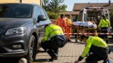 Bambino di un anno investito in cortile a Gavello: è grave, trasferito in elicottero a Bologna