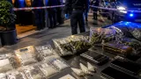 Blitz antidroga a Barletta: 10 misure cautelari e sequestri di droghe sintetiche