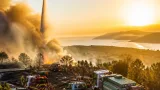Carbonia, fiamme a Podere San Michele: elicottero in azione e operazioni coordinate sul posto