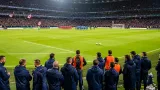 Como regge all'Emirates: 1-1 con l'Arsenal, i Gunners vincono ai rigori