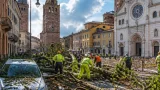 Cremona devastata dalla tromba d'aria: chiese, auto e case gravemente danneggiate