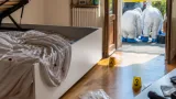Donna trovata morta in casa: inchiesta per omicidio a Torino