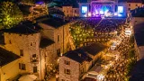 Ferentillo accende la Notte Bianca: musica, dj set e street food nel cuore del borgo