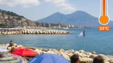 Ferragosto a Napoli: sole e caldo con punte di 33°C, ma stop al bollino rosso
