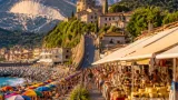 Ferragosto, la provincia punta su mare, Apuane e borghi per trasformare i flussi in valore