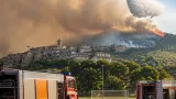 Fiamme sui Monti Dauni: il rogo di Alberona si riaccende, fumo sul borgo