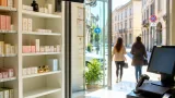 Furto alla farmacia di via della Palazzina: due donne riprese dalle telecamere