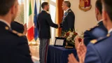 Il Questore di Enna saluta il Sostituto Commissario Giuseppe Fichera per la pensione