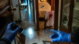Lecce, arrestato 44enne per maltrattamenti: madre e fratello minore sotto shock