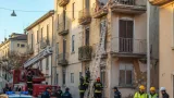 Livorno: crollo di un balcone in via Bonomo, muore una donna di 56 anni