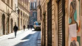 Macerata in tensione per la manifestazione: negozi chiusi, cittadinanza in attesa