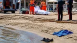Malore fatale in acqua a Pulsano: uomo di circa 60 anni muore dopo aver raggiunto la battigia