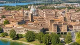 Mantova: incidente in centro, anziana urta due ragazzi e il marito provoca il tamponamento alla gazzella