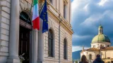 Massa in lutto per due concittadini: bandiere a mezz’asta e funerali il 7 agosto