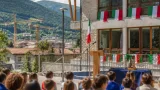 Mattarella inaugura l'anno scolastico ad Amatrice: il simbolo di una ripartenza