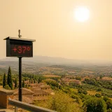Anticiclone africano: in Umbria aumento delle temperature e sabbie africane in quota