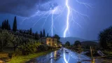 Notte di temporali e fulmini in Maremma: allerta per nuove precipitazioni intense