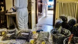 Omicidio a Torino, cadavere smembrato in via Gulli: tre persone fermate